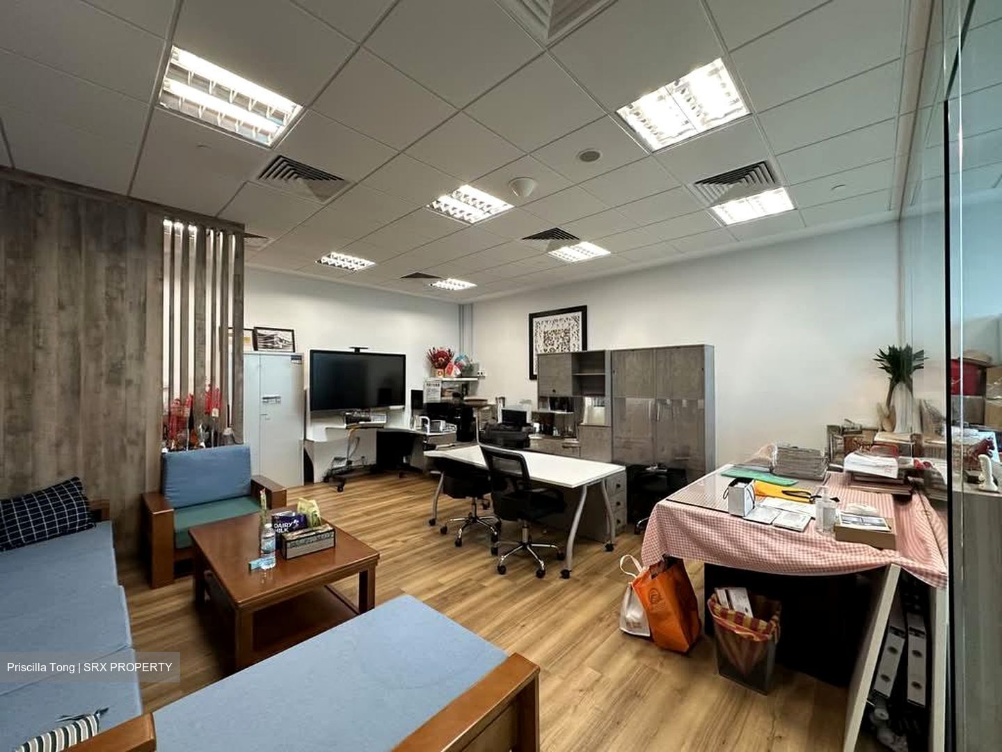 Vision Exchange (D22), Office #596245361